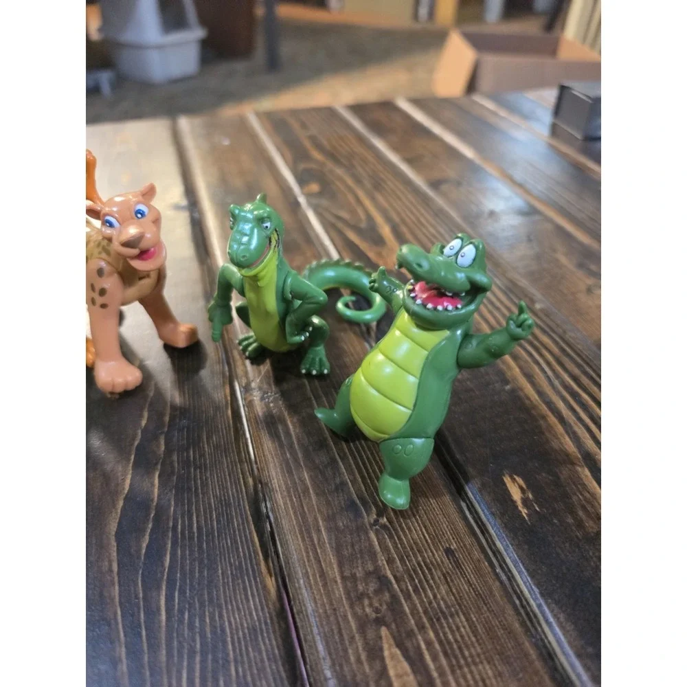 RFC Rainforest Cafe Poseable Figures PVC Lot of 6 y2k‎